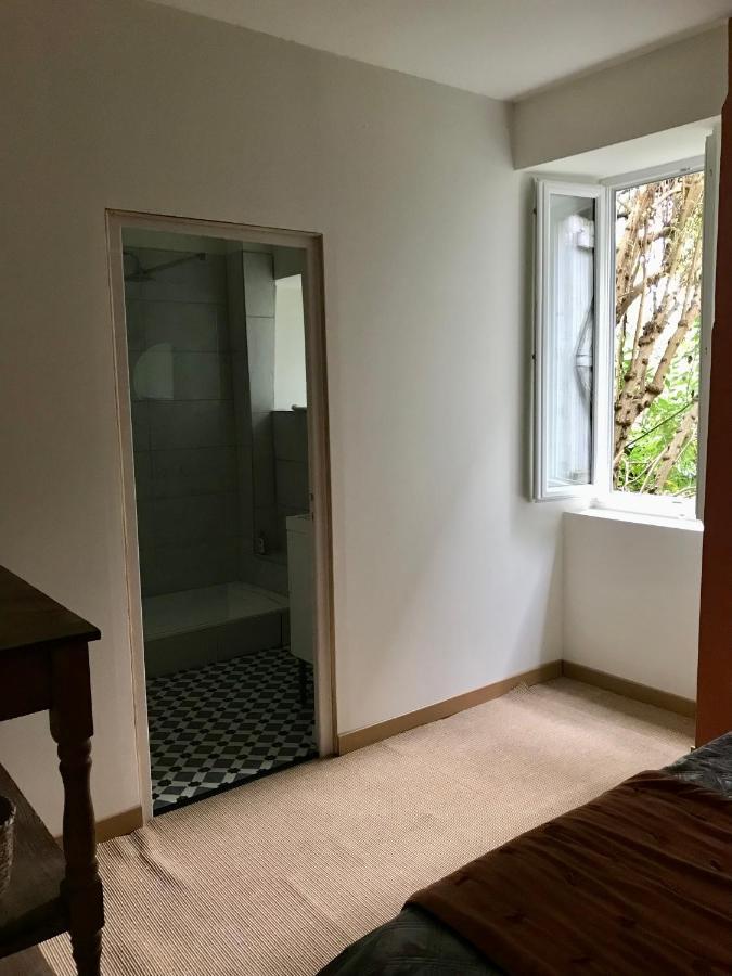 Une Maison De Famille Oloron-Sainte-Marie Eksteriør bilde